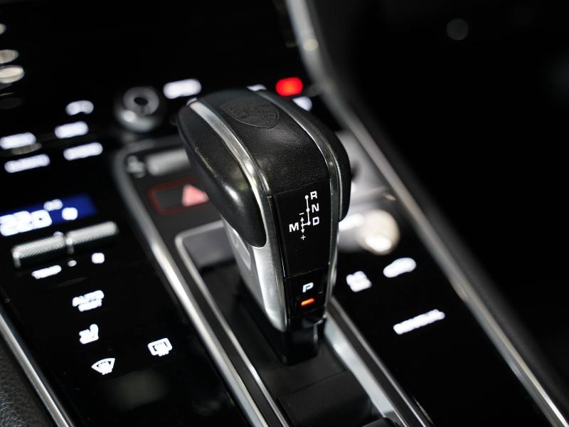Occasion PORSCHE Panamera Spt Turismo 3.0 V6 462ch 4 E-Hybrid Edition 10 ans Euro6d-T-EVAP-ISC 2020 Noir Intense 79900 € à Lesménils