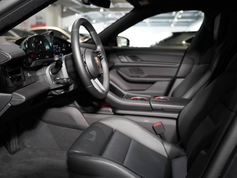 Occasion PORSCHE Taycan Cross Turismo 476ch 4 2023 Gris Volcano métallisé 89900 € à Lesménils