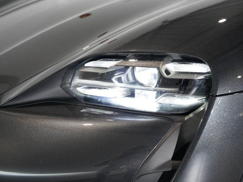 Occasion PORSCHE Taycan Cross Turismo 476ch 4 2023 Gris Volcano métallisé 89900 € à Lesménils