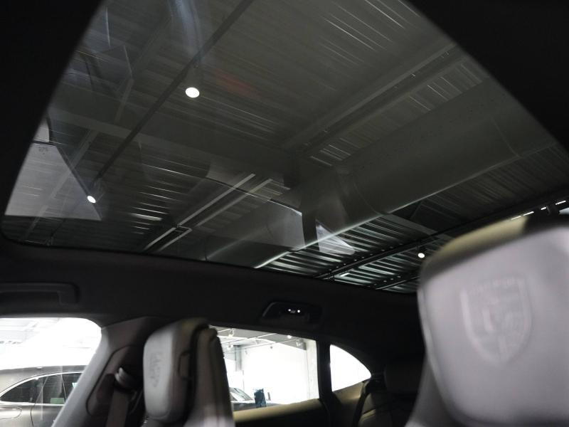 Occasion PORSCHE Taycan Cross Turismo 476ch 4 2023 Gris Volcano métallisé 89900 € à Lesménils