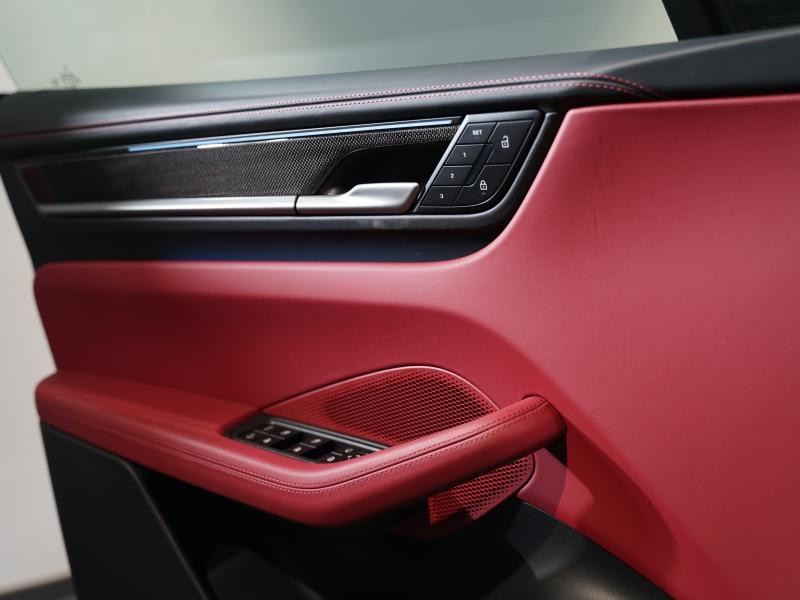 Used PORSCHE Macan 408ch 4 2024 Gris Glacé métallisé € 96900 in Lesménils