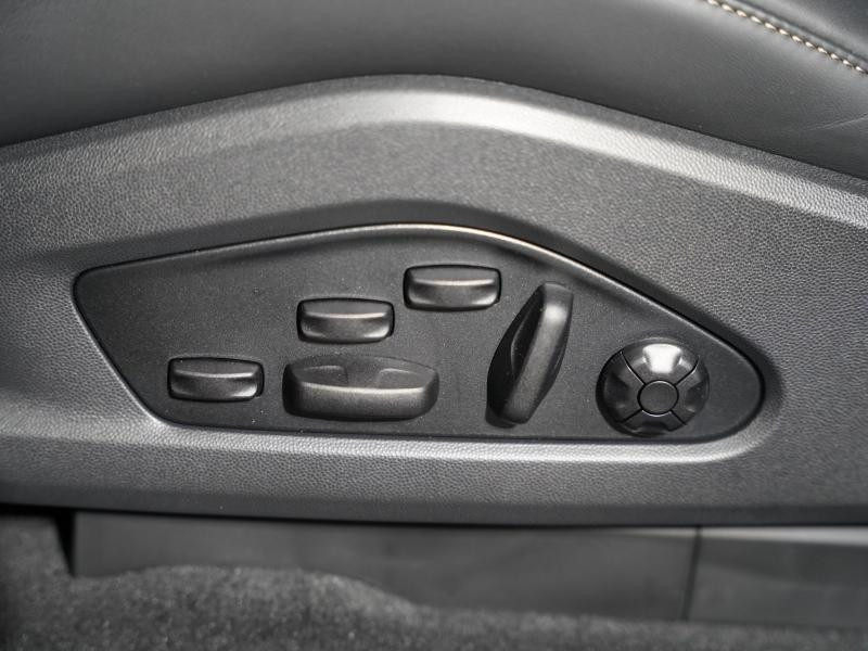Used PORSCHE Macan 639ch Turbo 2024  € 121900 in Lesménils