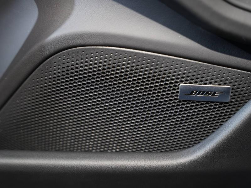 Occasion PORSCHE Taycan 476ch avec batterie performance plus MY24 2023 Bleu Gentiane métallisé 89900 € à Lesménils