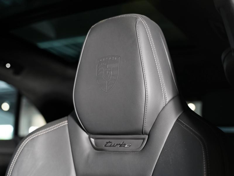 Used PORSCHE Macan 639ch Turbo 2024 Vert Aventurine métallisé € 116900 in Lesménils