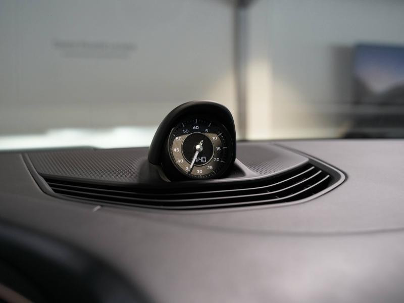 Used PORSCHE Taycan 680ch Turbo MY21 2021 Blanc Carrara métallisé € 69900 in Lesménils