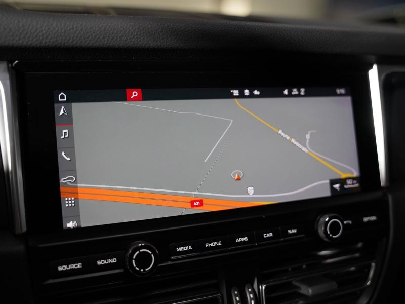 Used PORSCHE Macan 2.0 245ch PDK 2018 Blanc € 65900 in Lesménils