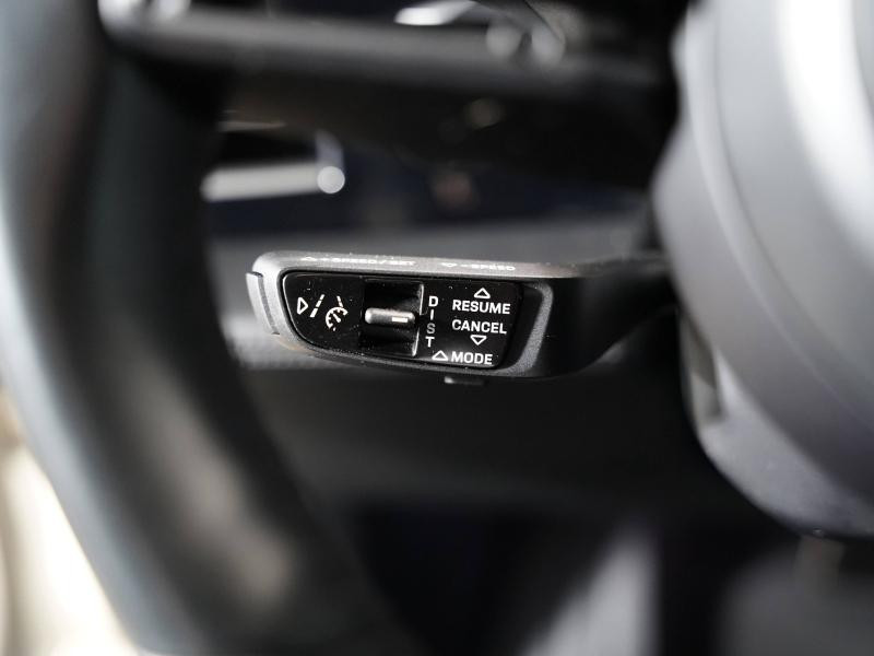 Used PORSCHE Taycan 680ch Turbo MY21 2021 Blanc Carrara métallisé € 69900 in Lesménils