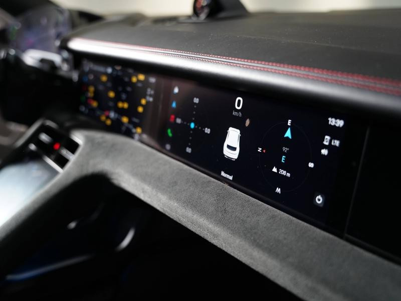 Occasion PORSCHE Taycan 598ch GTS MY23 2023 Gris Dolomite métallisé 96900 € à Lesménils