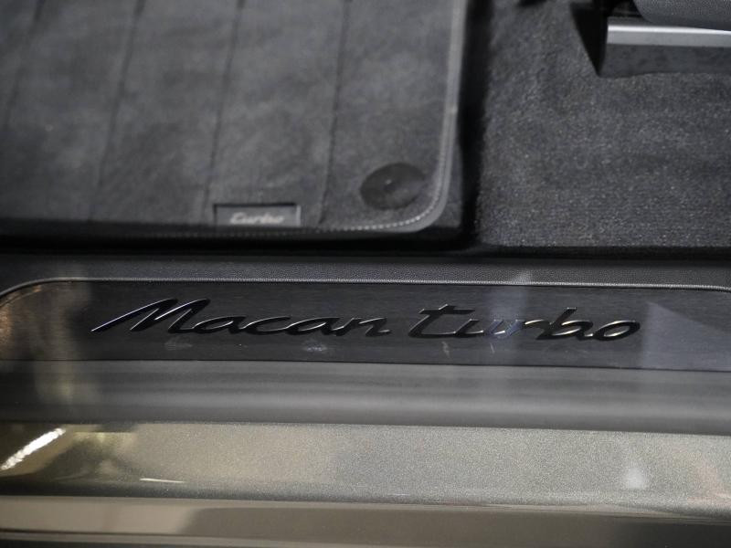 Occasion PORSCHE Macan 639ch Turbo 2024 Vert Aventurine métallisé 116900 € à Lesménils