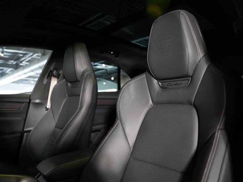 Occasion PORSCHE Macan 639ch Turbo 2024 Vert Aventurine métallisé 116900 € à Lesménils