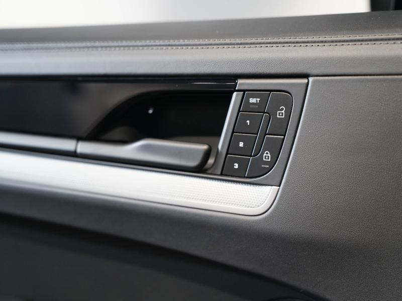 Occasion PORSCHE Cayenne 3.0 V6 470ch E-Hybrid 2024 Noir Chromite Métallisée 109900 € à Lesménils