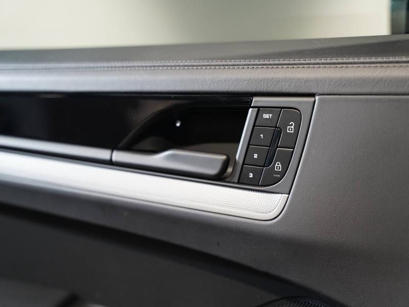 Occasion PORSCHE Cayenne Coupé 3.0 V6 519ch S E-Hybrid 2024 Gris Quartzite Métallisée 129900 € à Lesménils