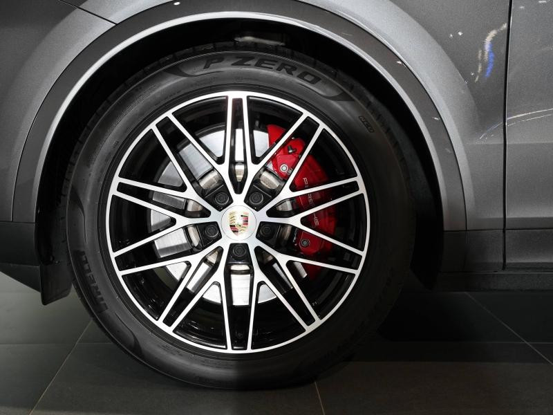 Occasion PORSCHE Cayenne Coupé 3.0 V6 519ch S E-Hybrid 2024 Gris Quartzite Métallisée 129900 € à Lesménils