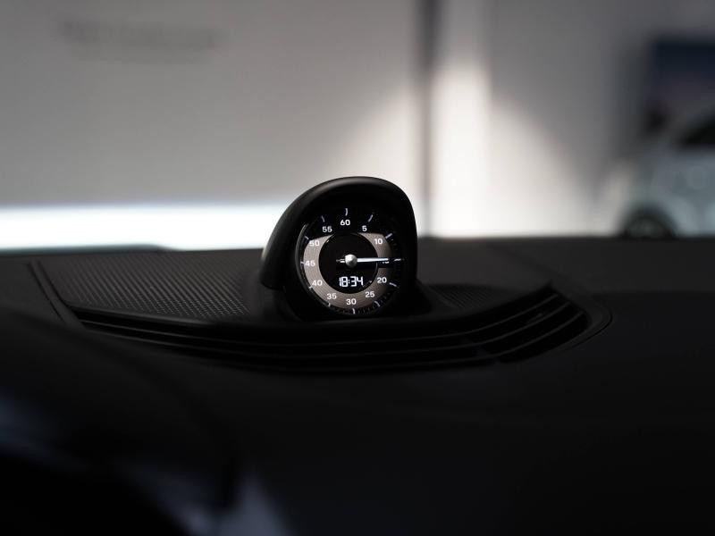 Occasion PORSCHE Taycan 598ch 4S avec batterie performance plus 2024 Craie 119900 € à Lesménils