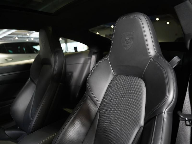 Used PORSCHE 911 Coupe 3.0 450ch S PDK MY20 2019 Vert Lezard € 146900 in Lesménils