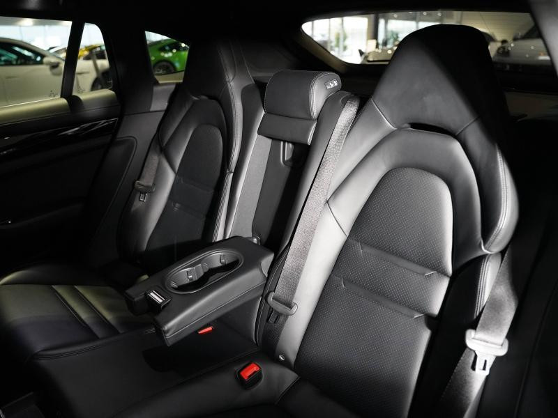 Used PORSCHE Panamera Spt Turismo 3.0 V6 462ch 4 E-Hybrid 2018 Argent Rhodium € 69900 in Lesménils