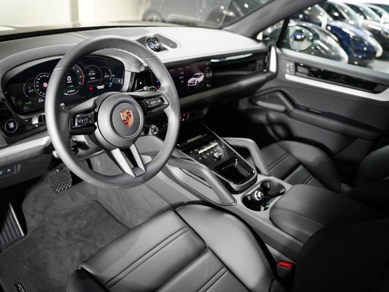 Used PORSCHE Cayenne 3.0 V6 470ch E-Hybrid 2025  € 129900 in Lesménils