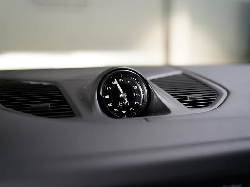 Used PORSCHE Cayenne 3.0 V6 470ch E-Hybrid 2025  € 129900 in Lesménils