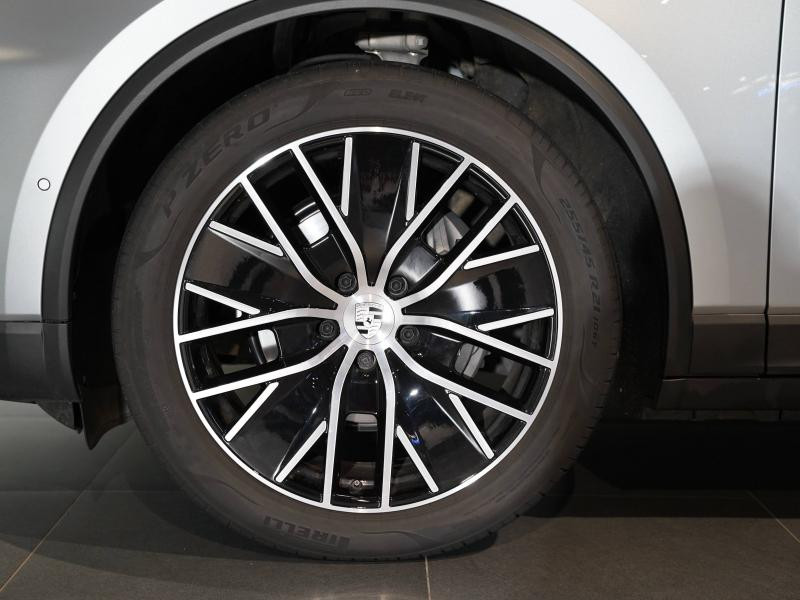 Used PORSCHE Macan 360ch 2024 Gris Dolomite métallisé € 84900 in Lesménils