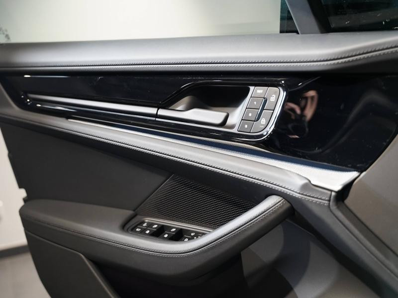 Used PORSCHE Panamera 2.9 V6 470ch 4 E-Hybrid 2025 Gris Volcano métallisé € 152900 in Lesménils