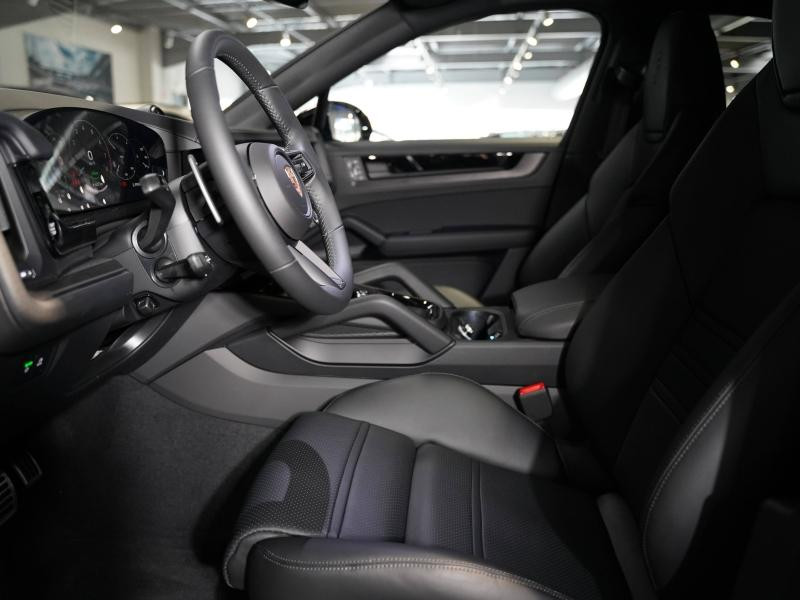 Used PORSCHE Cayenne Coupé 3.0 V6 519ch S E-Hybrid Black Edition 2025 Craie Spéciale € 155900 in Lesménils