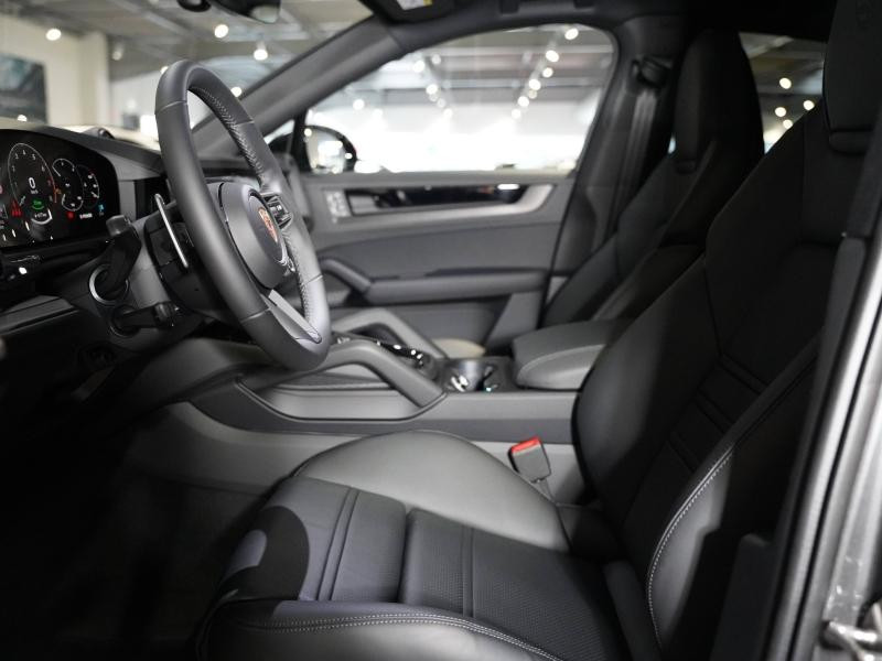 Used PORSCHE Cayenne Coupé 3.0 V6 470ch E-Hybrid Black Edition 2025 Gris Quartzite Métallisée € 138900 in Lesménils