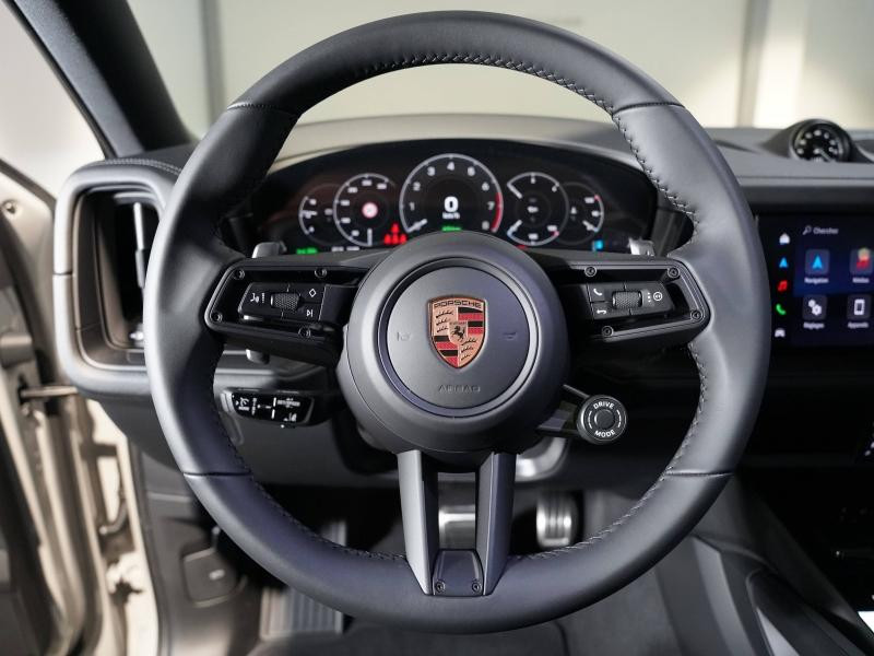 Used PORSCHE Cayenne Coupé 3.0 V6 519ch S E-Hybrid Black Edition 2025 Craie Spéciale € 155900 in Lesménils