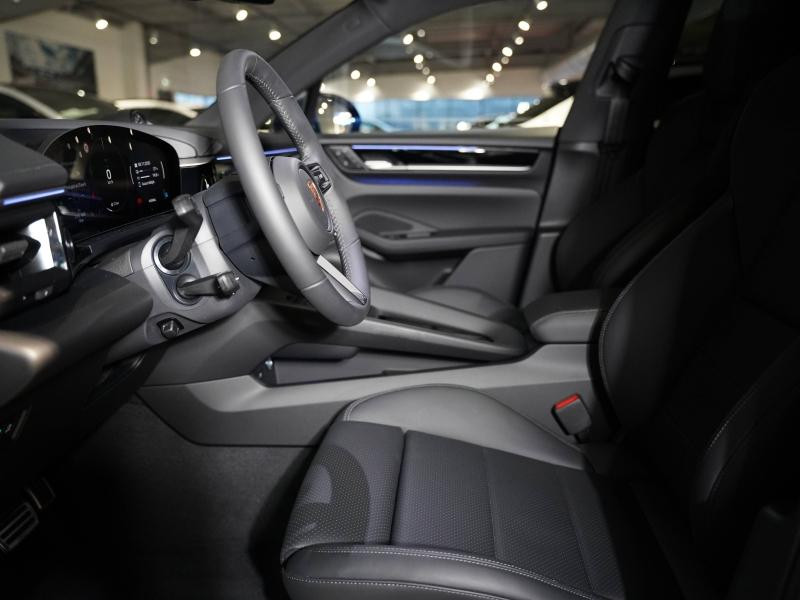 Used PORSCHE Macan 516ch 4S MY26 2025 Bleu Gentiane métallisé € 99900 in Lesménils