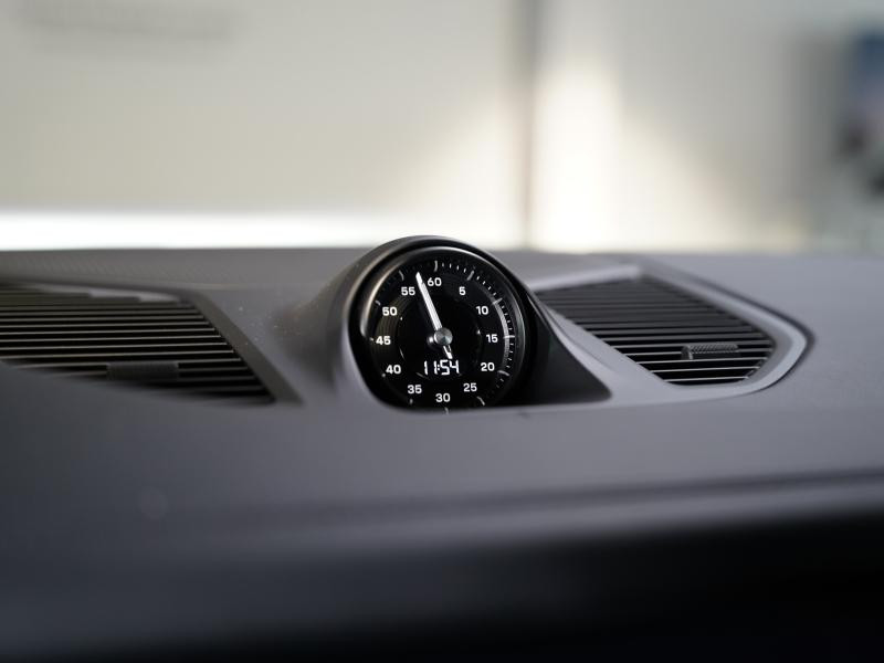 Used PORSCHE Cayenne Coupé 3.0 V6 519ch S E-Hybrid Black Edition 2025 Craie Spéciale € 155900 in Lesménils