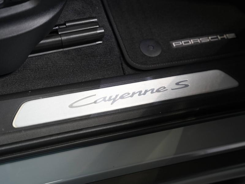 Used PORSCHE Cayenne 3.0 V6 519ch S E-Hybrid 2025 Gris Arctique Spéciale € 148900 in Lesménils