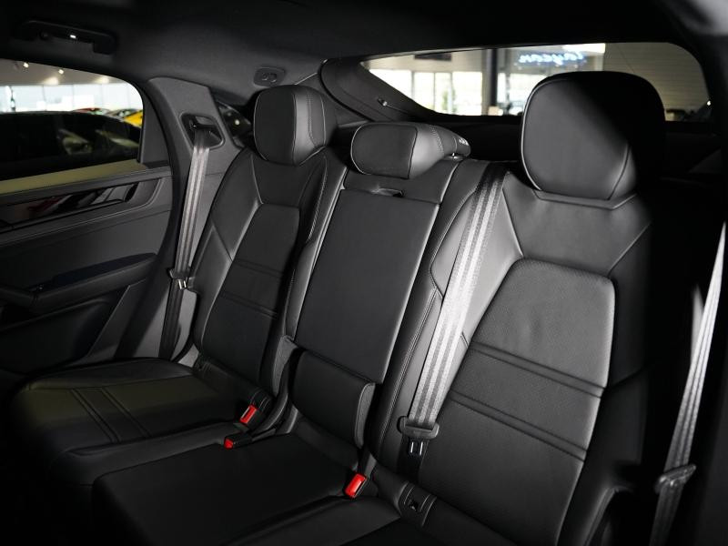 Used PORSCHE Cayenne Coupé 3.0 V6 519ch S E-Hybrid Black Edition 2025 Craie Spéciale € 155900 in Lesménils