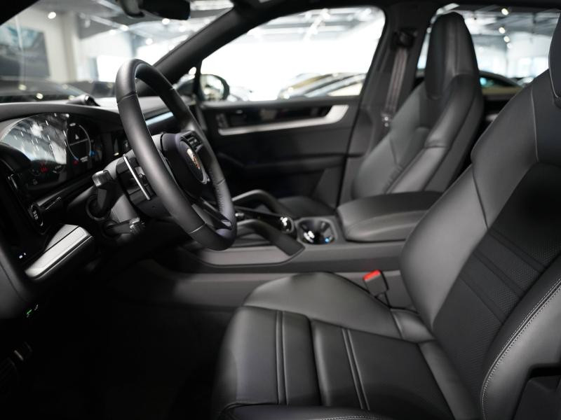 Used PORSCHE Cayenne 3.0 V6 519ch S E-Hybrid 2025 Gris Arctique Spéciale € 148900 in Lesménils