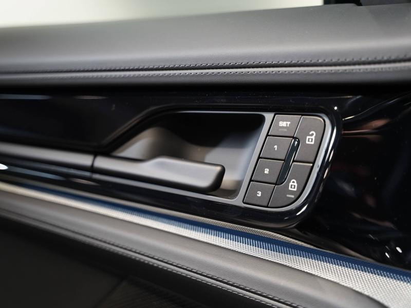 Used PORSCHE Panamera 2.9 V6 470ch 4 E-Hybrid 2025 Vert Aventurine métallisé € 149900 in Lesménils