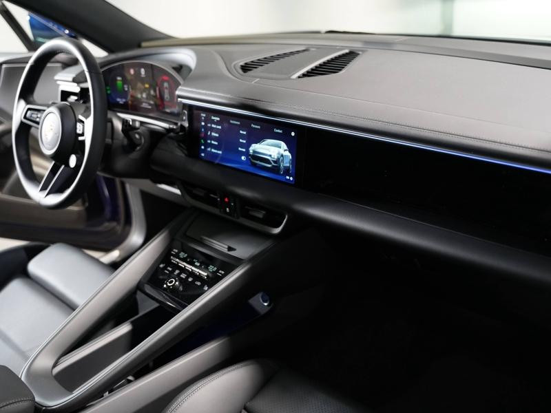 Used PORSCHE Macan 360ch MY25 2025 Bleu Gentiane métallisé € 88900 in Lesménils