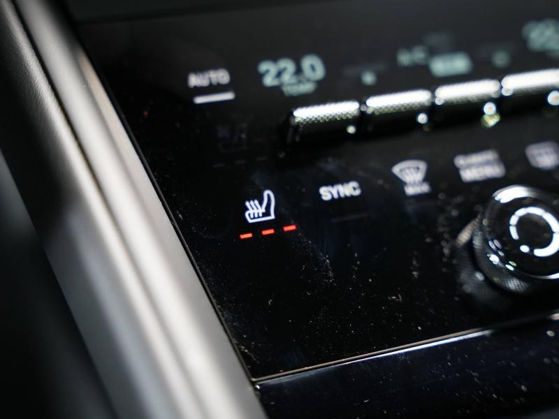 Used PORSCHE Macan 360ch MY25 2025 Bleu Gentiane métallisé € 88900 in Lesménils