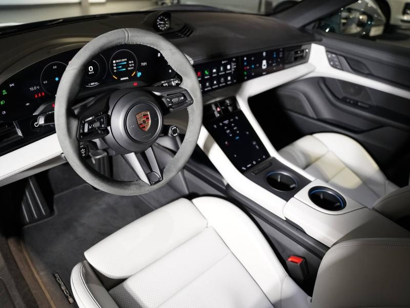 Used PORSCHE Taycan Cross Turismo 476ch 4 2023 Bleu Gentiane métallisé € 78900 in Lesménils