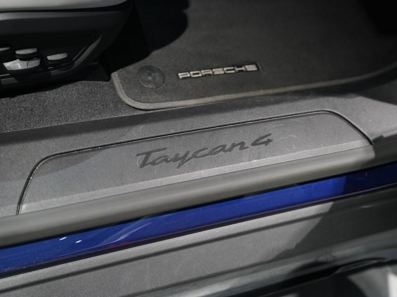 Used PORSCHE Taycan Cross Turismo 476ch 4 2023 Bleu Gentiane métallisé € 78900 in Lesménils