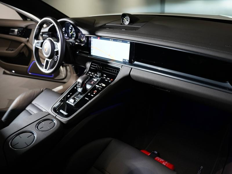 Used PORSCHE Panamera 3.0 V6 462ch 4 E-Hybrid 2018 Blanc Carrara € 69900 in Lesménils