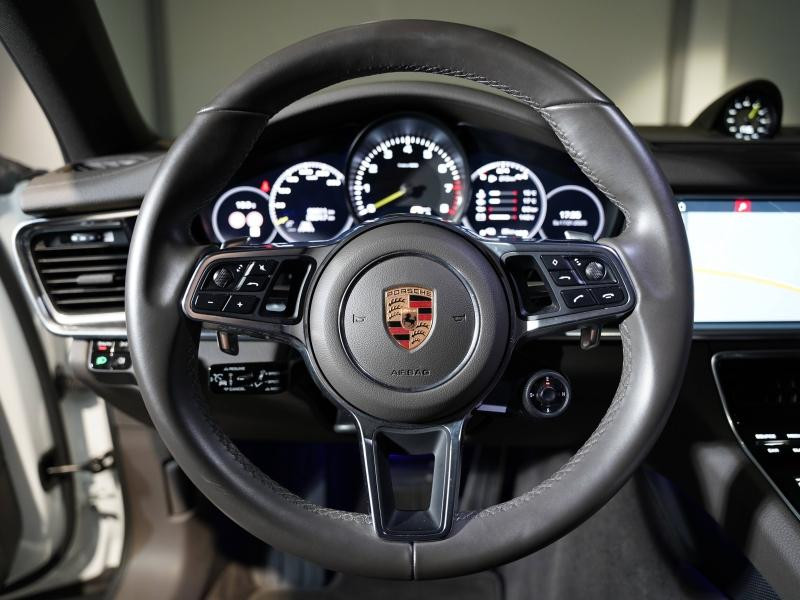 Used PORSCHE Panamera 3.0 V6 462ch 4 E-Hybrid 2018 Blanc Carrara € 69900 in Lesménils