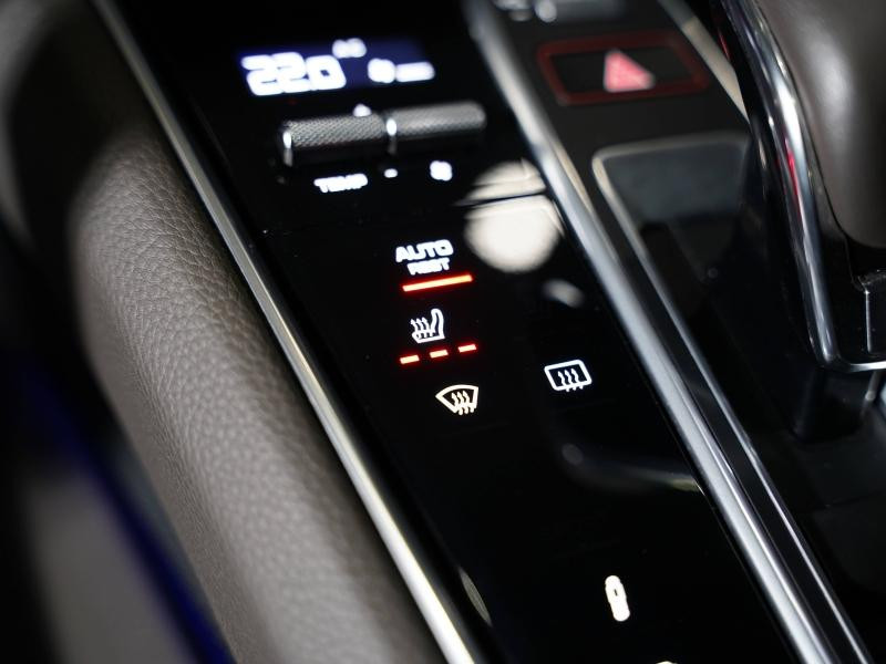 Used PORSCHE Panamera 3.0 V6 462ch 4 E-Hybrid 2018 Blanc Carrara € 69900 in Lesménils