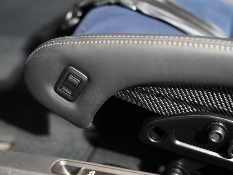 Used PORSCHE 718 Cayman 4.0 500ch GT4 RS 2023 Bleu Gentiane métallisé € 194900 in Lesménils