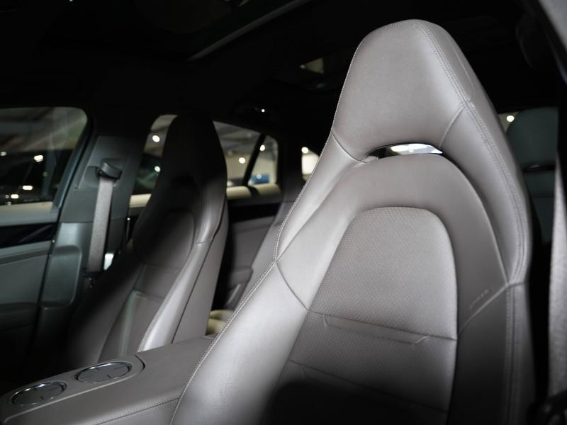 Used PORSCHE Panamera 3.0 V6 462ch 4 E-Hybrid 2018 Blanc Carrara € 69900 in Lesménils