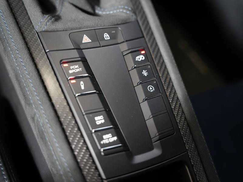 Used PORSCHE 718 Cayman 4.0 500ch GT4 RS 2023 Bleu Gentiane métallisé € 194900 in Lesménils