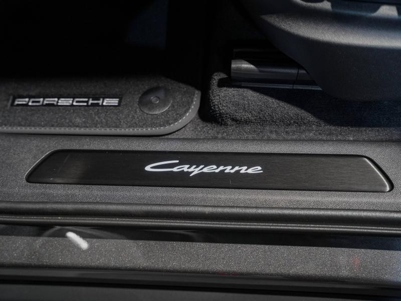 Used PORSCHE Cayenne Coupé 3.0 V6 470ch E-Hybrid Black Edition 2025 Gris Quartzite Métallisée € 138900 in Lesménils