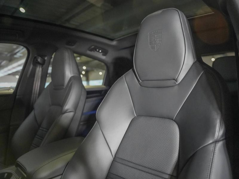 Used PORSCHE Cayenne Coupé 3.0 V6 470ch E-Hybrid Black Edition 2025 Gris Quartzite Métallisée € 138900 in Lesménils