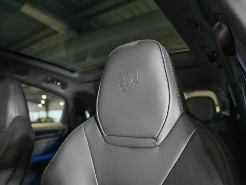Used PORSCHE Cayenne Coupé 3.0 V6 470ch E-Hybrid Black Edition 2025 Gris Quartzite Métallisée € 138900 in Lesménils
