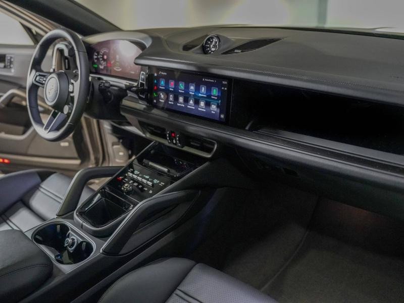 Used PORSCHE Cayenne Coupé 3.0 V6 470ch E-Hybrid Black Edition 2025 Gris Quartzite Métallisée € 138900 in Lesménils