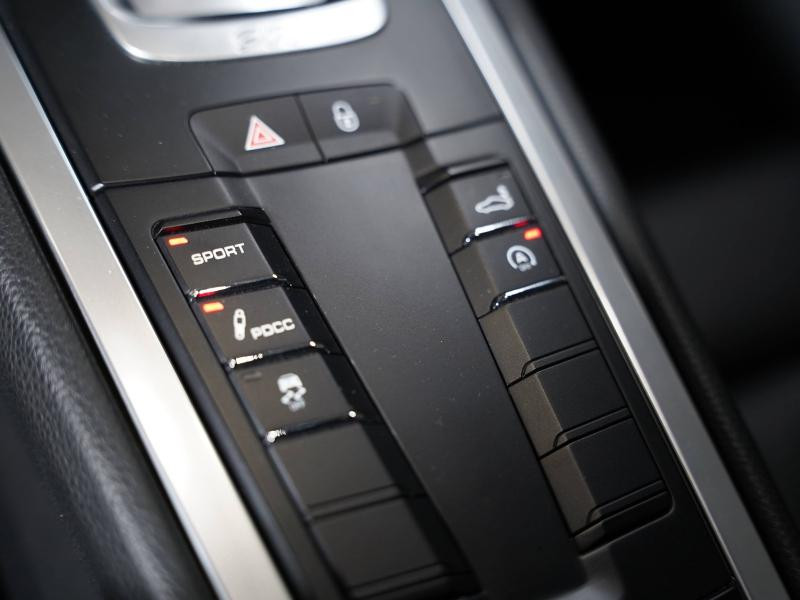 Occasion PORSCHE 911 Coupe 3.0 420ch 4S PDK 2017 Gris Quartz 106900 € à Lesménils