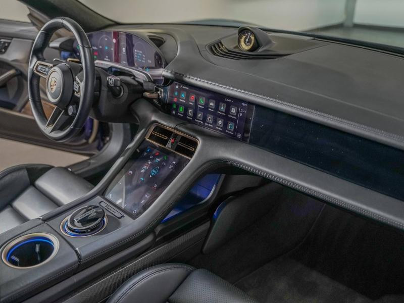 Used PORSCHE Taycan 761ch Turbo S MY21 2021 Bleu Gentiane métallisé € 89900 in Lesménils