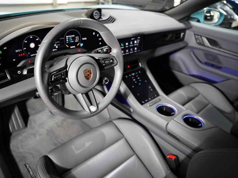 Occasion PORSCHE Taycan Cross Turismo 476ch 4 2023 Bleu Glacé métallisé 79900 € à Lesménils